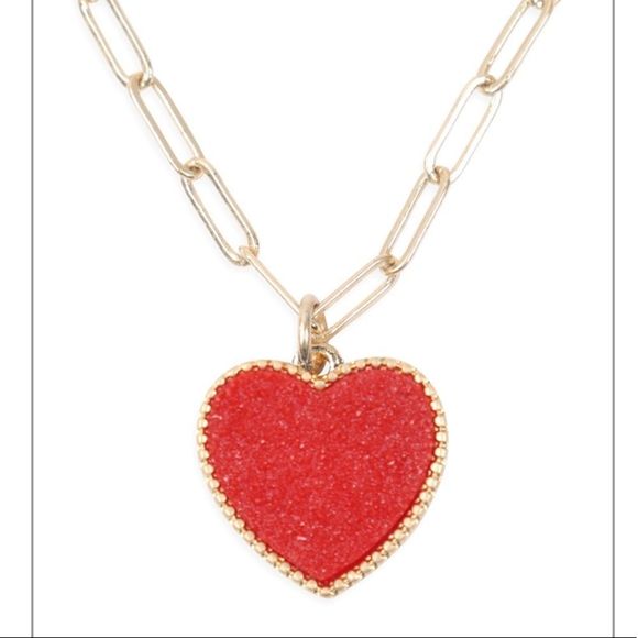 NEW Two Layered Druzy Heart Pendant Necklace in Matte Gold - Picture 4 of 6